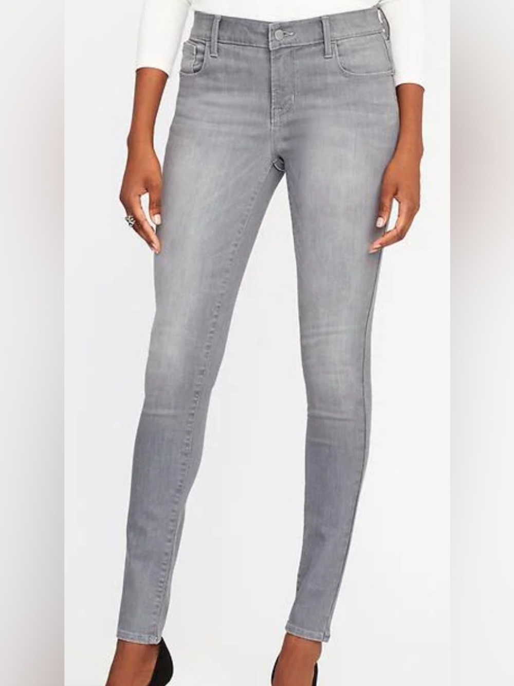 Old Navy Women’s Rockstar Jeans in Gray Wash
